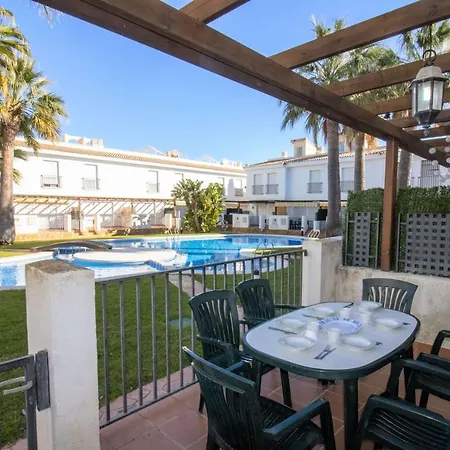 Holiday home Adosado Familiar Frente A La Piscina - Palm Villas *